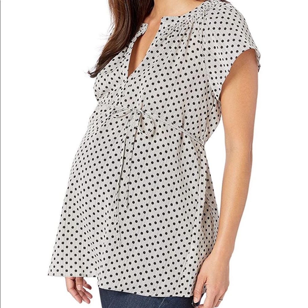 🎉HOST PICK 🛍Maternity Top